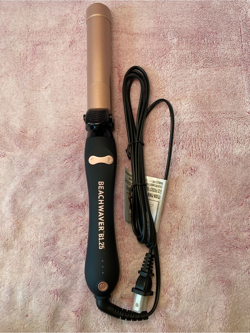 NEW. BEACHWAVER B1.25 Rose Gold Curling Iron
